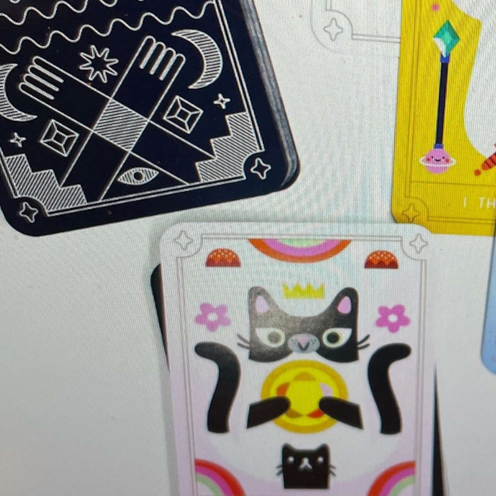PRICE DROP! Mystic Cats Tarot  - 78-Card Deck with Guidebook and Giftbox - Picture 6 of 14